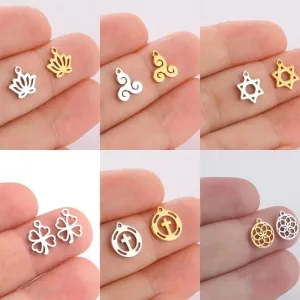 1 Piece 11.4*10mm 8.5*10.8mm 8.7*11.2mm 304 Stainless Steel Geometric Cross Four Leaf Clover Pendant