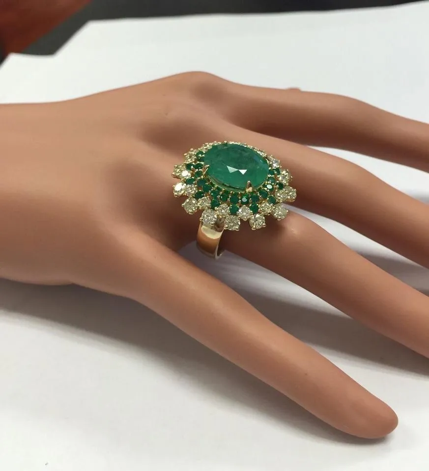 9.64 Carats Natural Emerald and Diamond 14K Solid Yellow Gold Ring