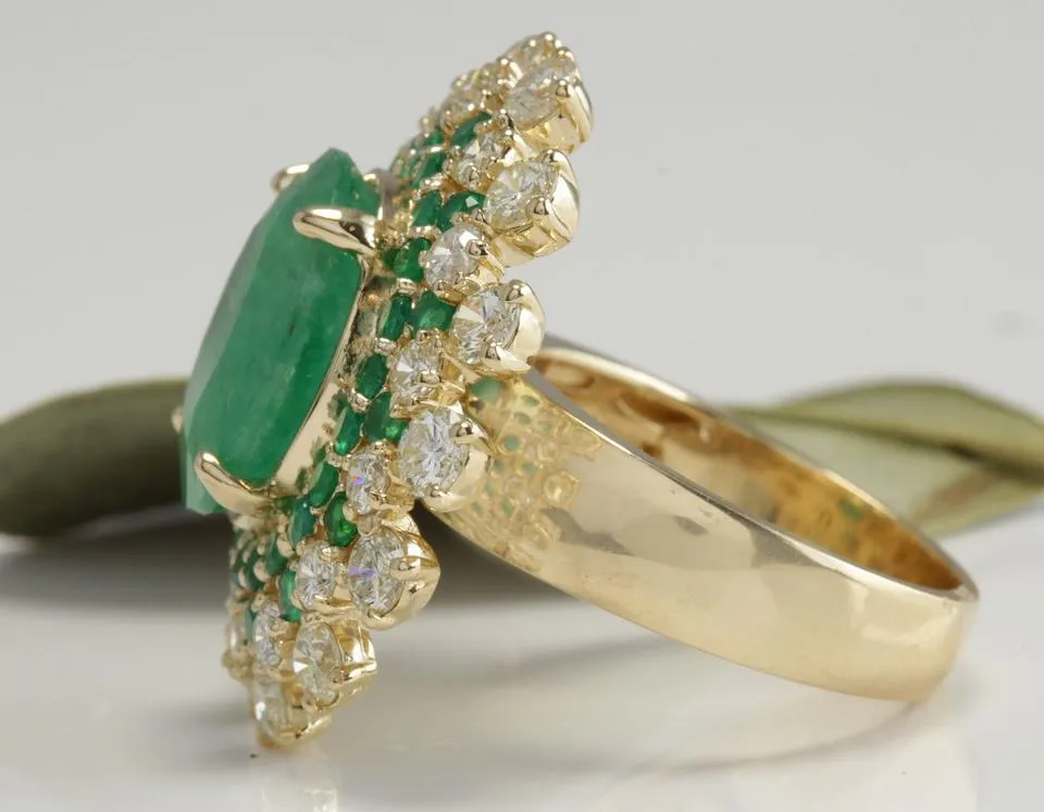 9.64 Carats Natural Emerald and Diamond 14K Solid Yellow Gold Ring