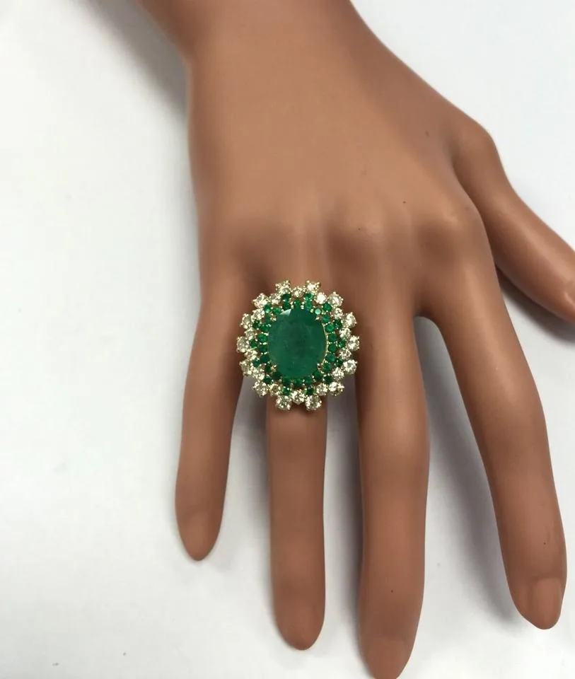 9.64 Carats Natural Emerald and Diamond 14K Solid Yellow Gold Ring