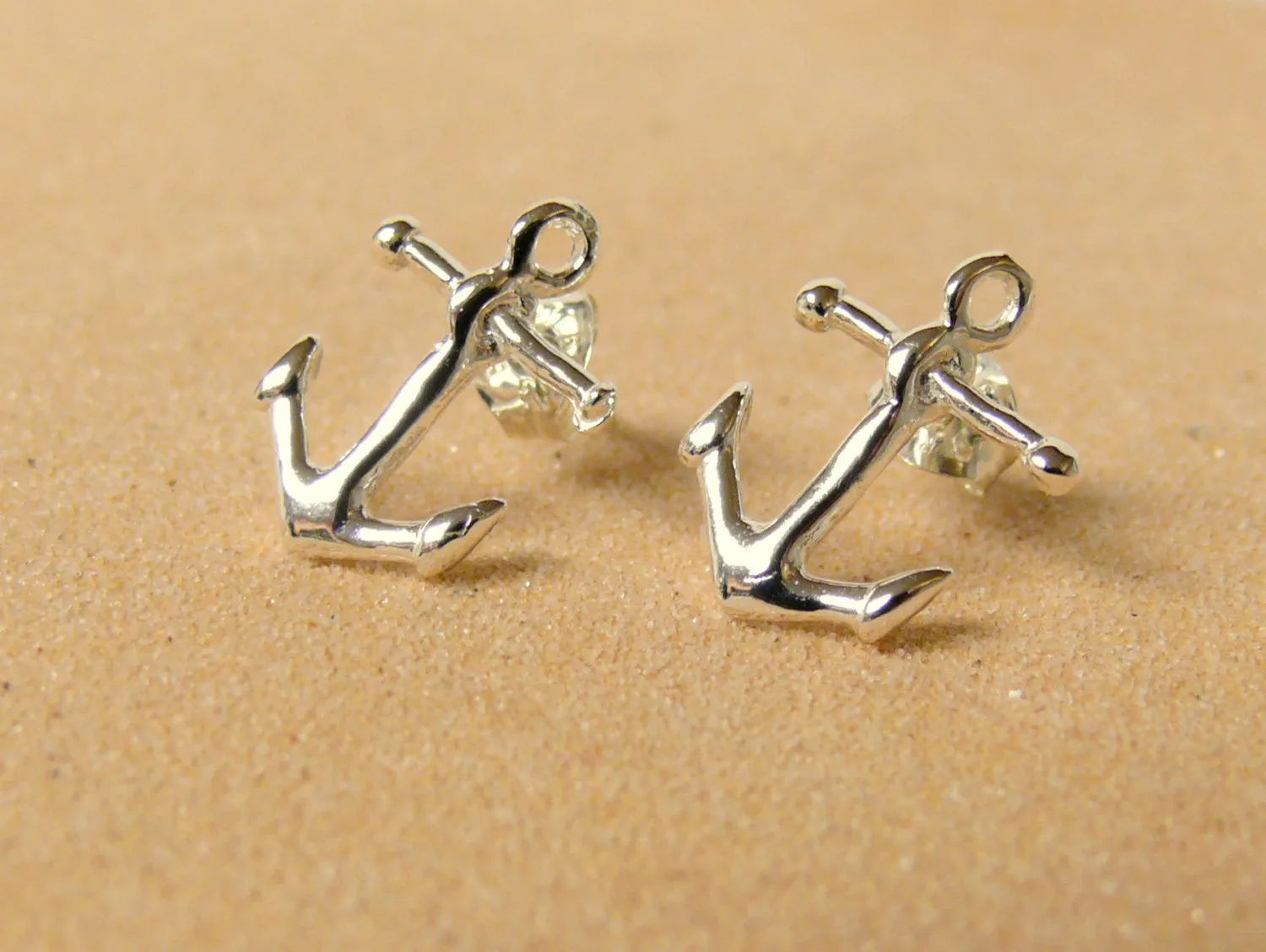 Anchor stud earring • Sterling silver anchor studs • Trendy Nautical jewelry • Sterling Silver studs