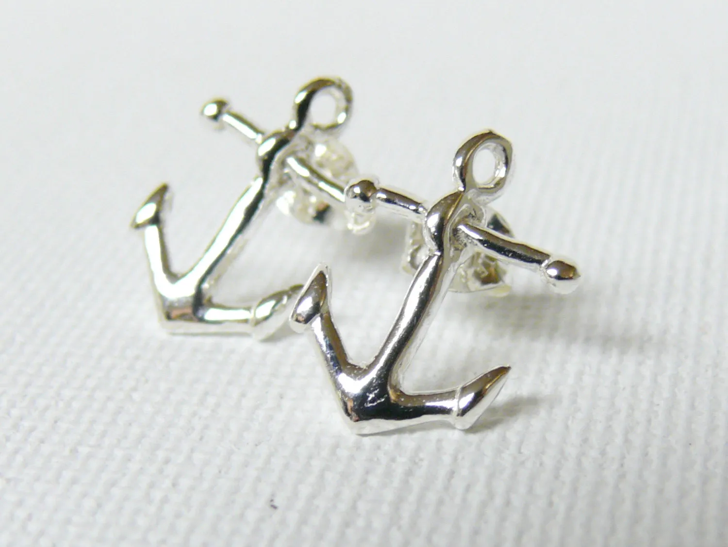 Anchor stud earring • Sterling silver anchor studs • Trendy Nautical jewelry • Sterling Silver studs