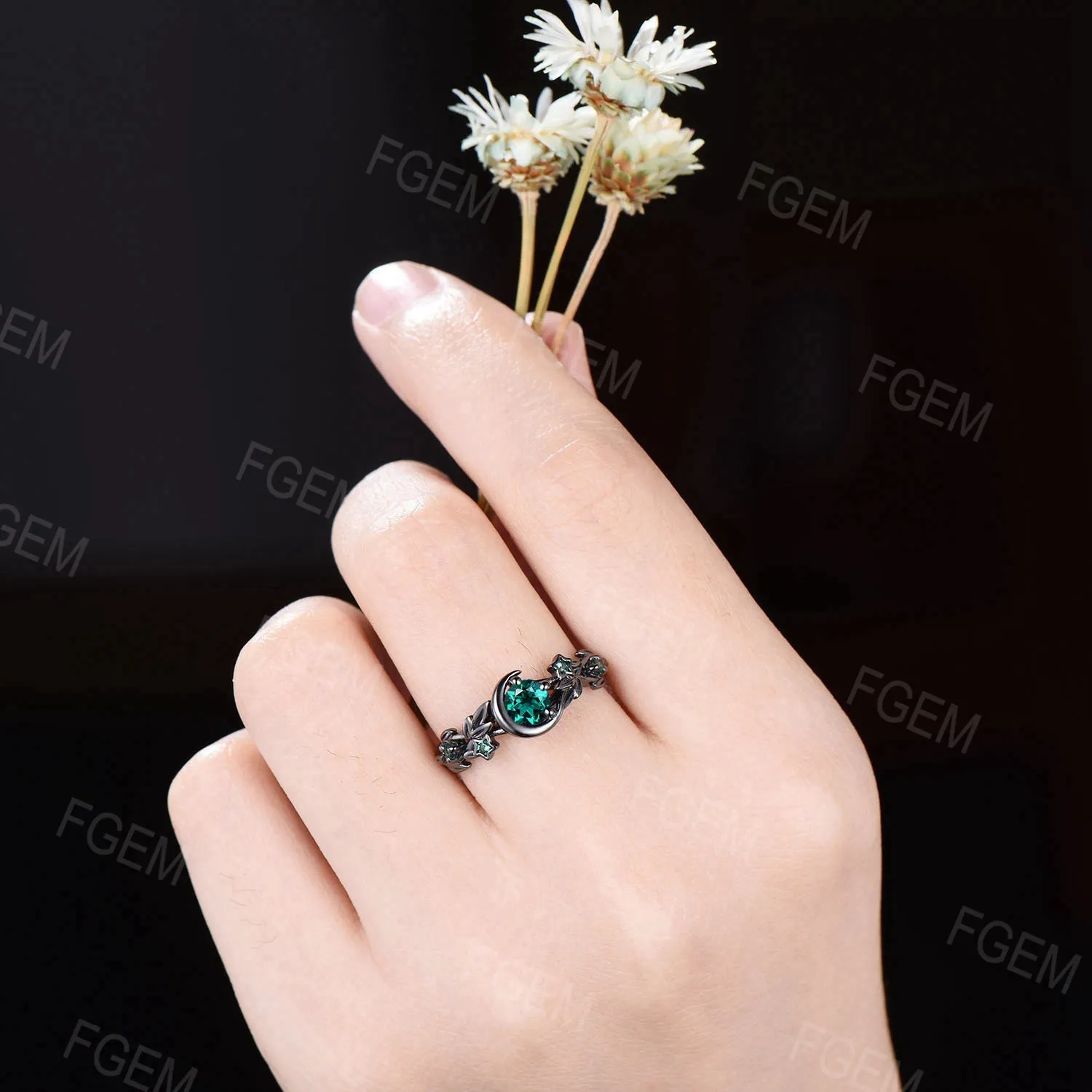 Crescent Moon Black Gold Ring Round Emerald Engagement Ring Nature Style Twig Leaf Emerald Wedding Ring May Birthstone Jewelry Promise Gifts