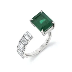 FLOATING EMERALD & DIAMOND RING