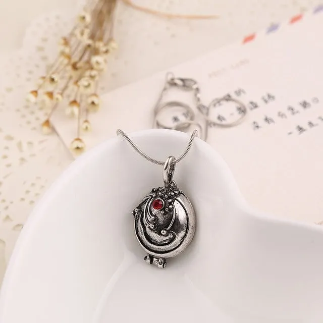 New The Vampire Diaries Necklace Elena Gilbert Vintage Vervain Verbena Pendant Photo Locket Jewelry For Men And Women