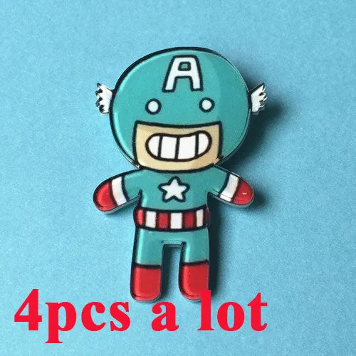 Zoeber 4 PCS/SET divertidos Anime brooches pins Cartoon bag broche Batman Spiderman brooch Chlidren femme women brooches animal