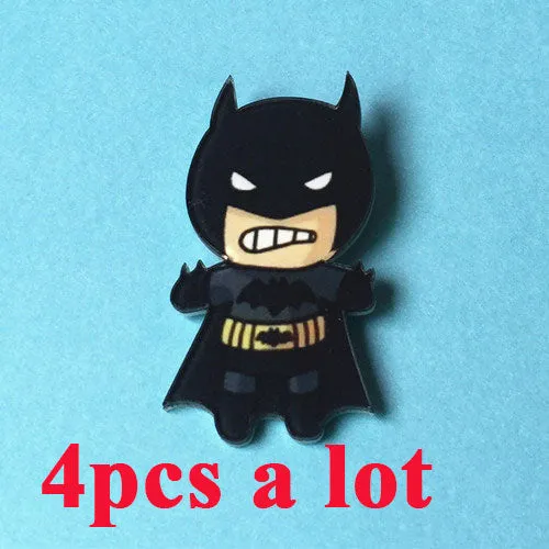 Zoeber 4 PCS/SET divertidos Anime brooches pins Cartoon bag broche Batman Spiderman brooch Chlidren femme women brooches animal